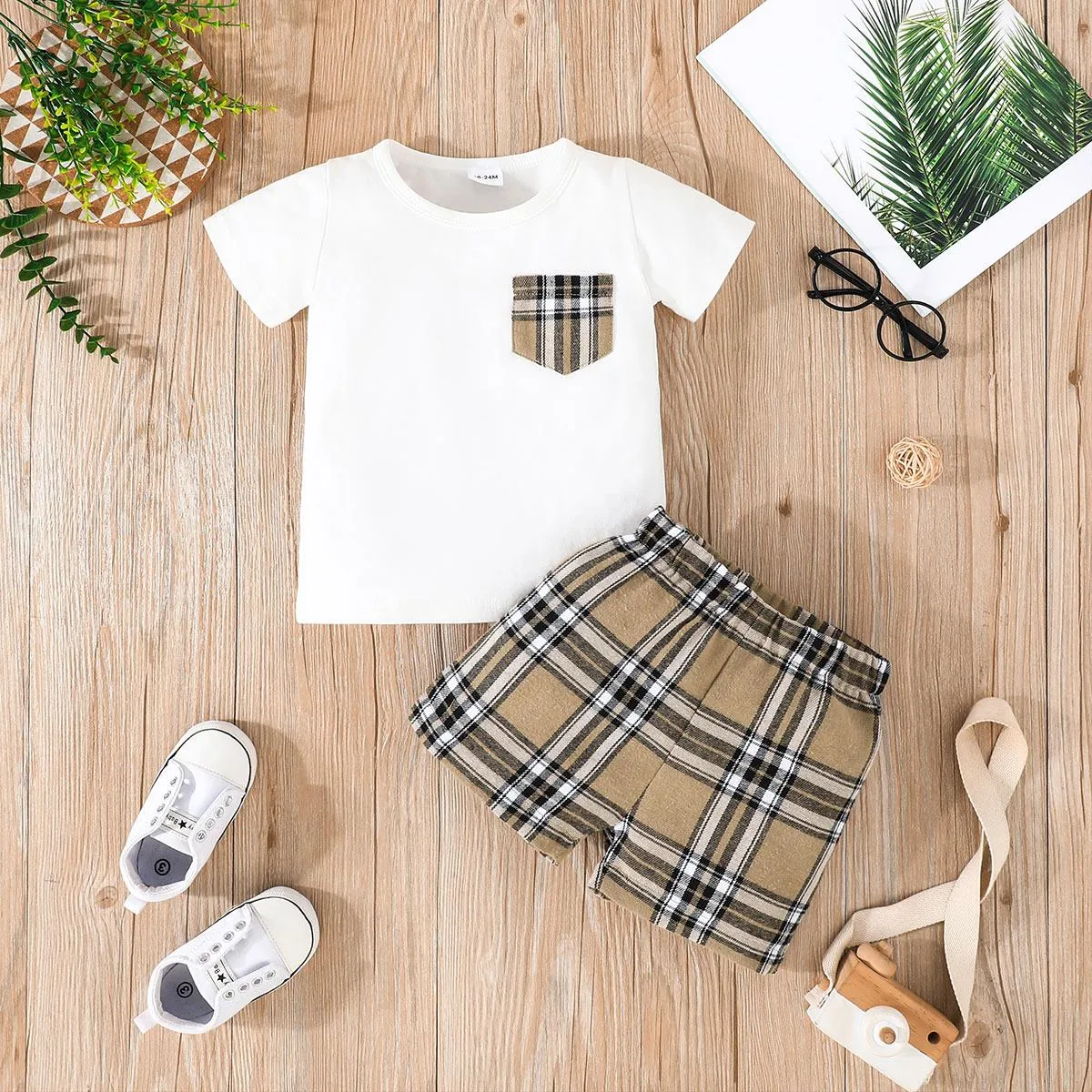 2pcs Baby Boy 95% Cotton Short-sleeve Tee and Plaid Shorts Set