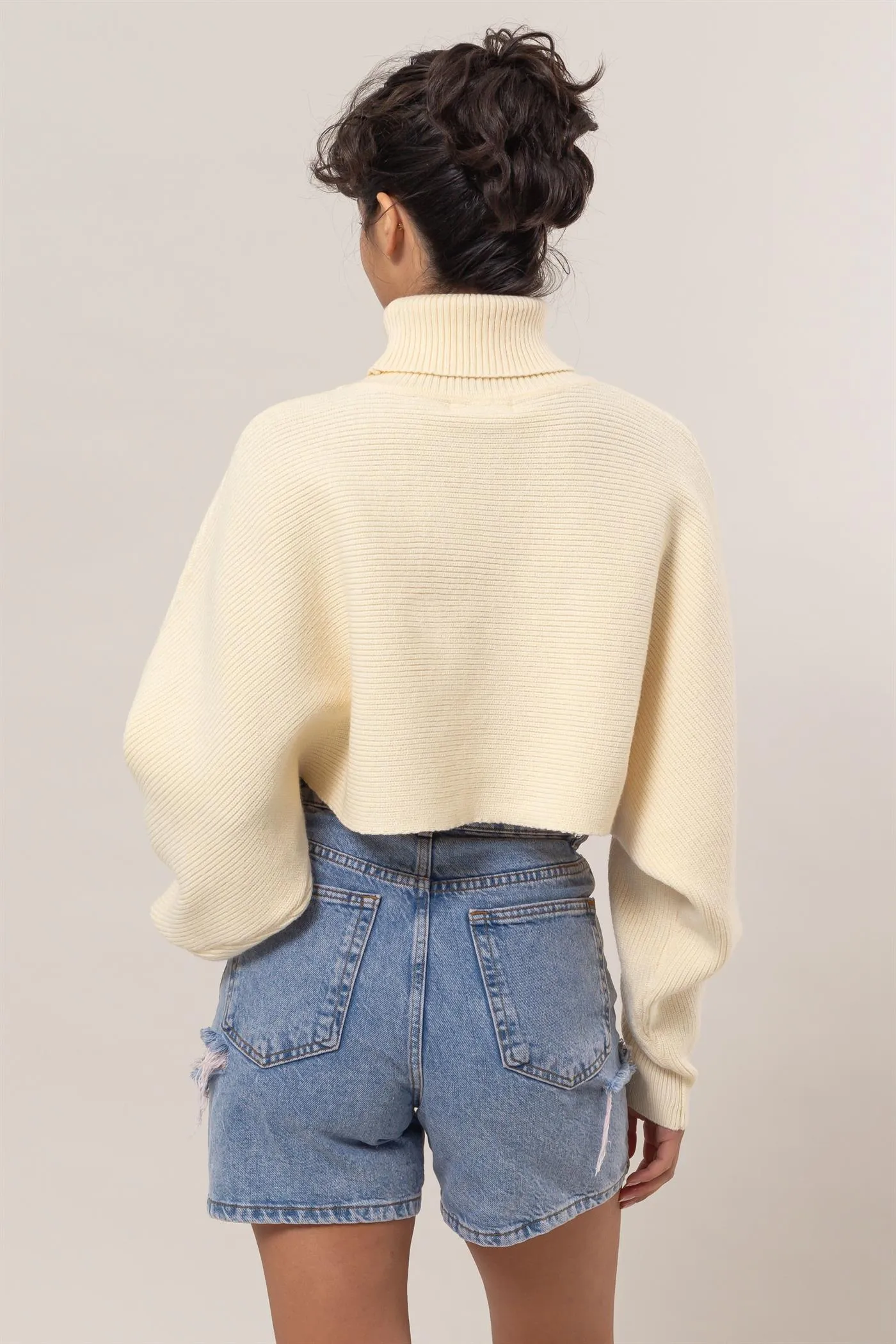 DZ24F792-Turtleneck Cropped Sweater