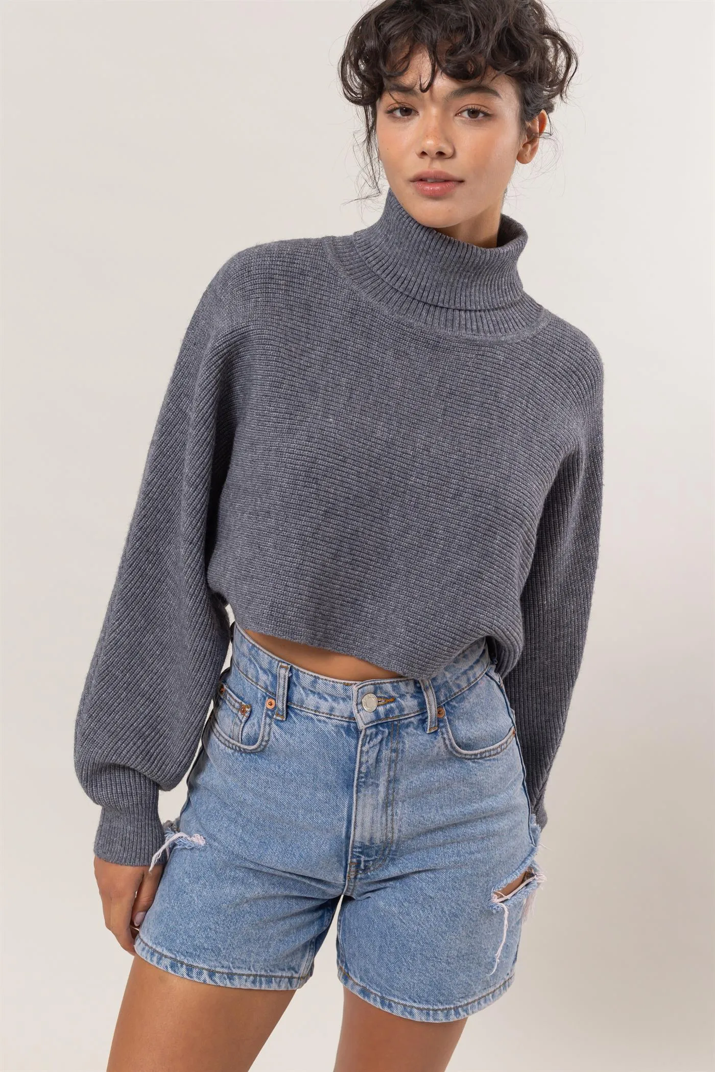 DZ24F792-Turtleneck Cropped Sweater