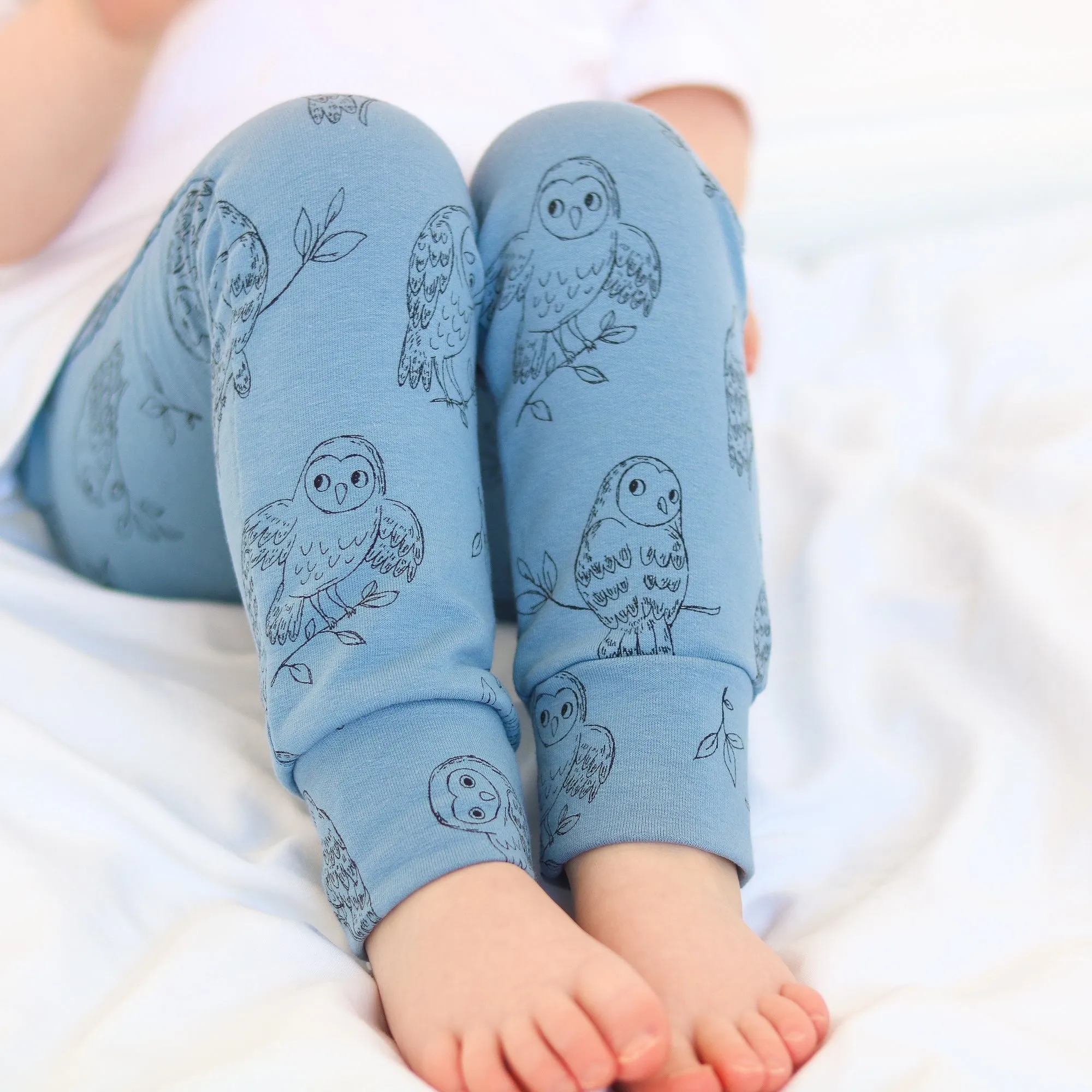 Warm Boston Owls Leggings